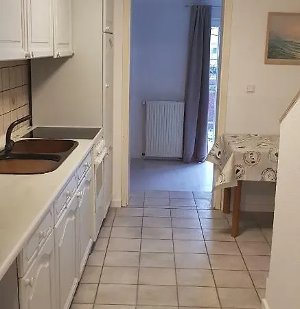 Apartment Gemutliche, Ruhige Ferienwohnung In Adendorf